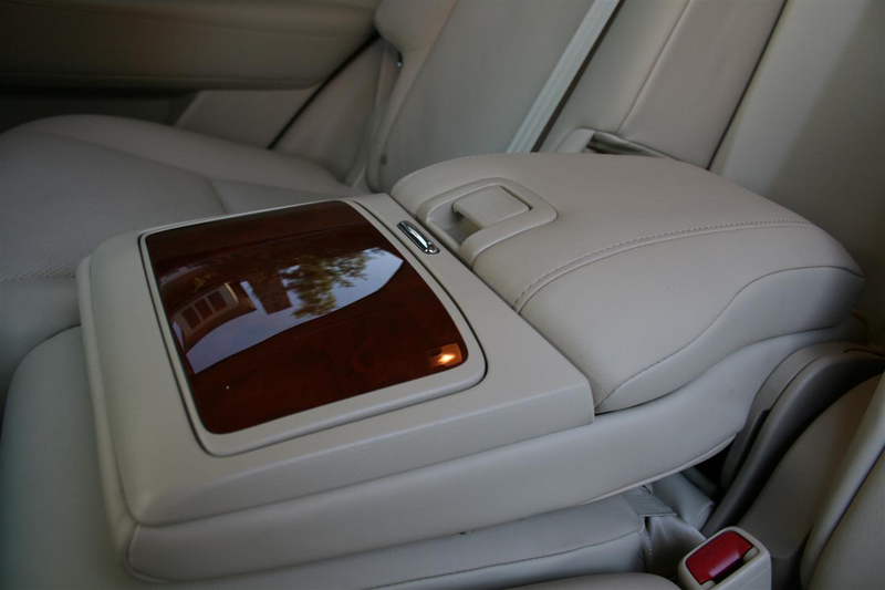 Illustration for article titled 2010 Lexus RX 350, RX 450h: First Drive